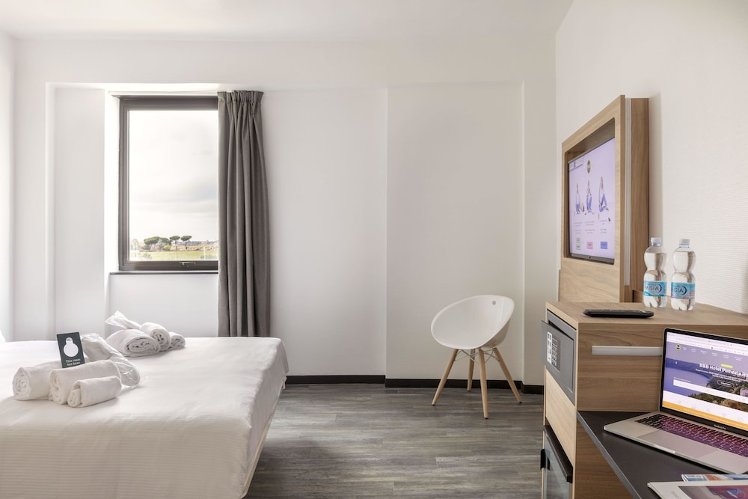 B B Hotel Pomezia Roma, Rome