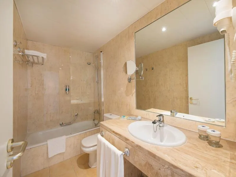 Room, Iberostar Ciudad Blanca Alcudia Apartamentos, Majorca