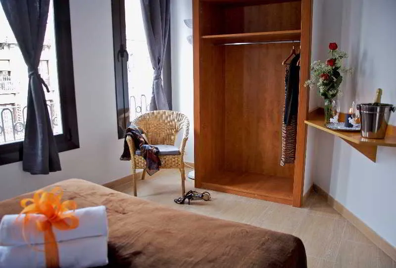 Room, Hostal Colkida, Barcelona