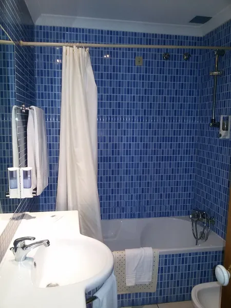 Room, Moinho de Vento, Porto