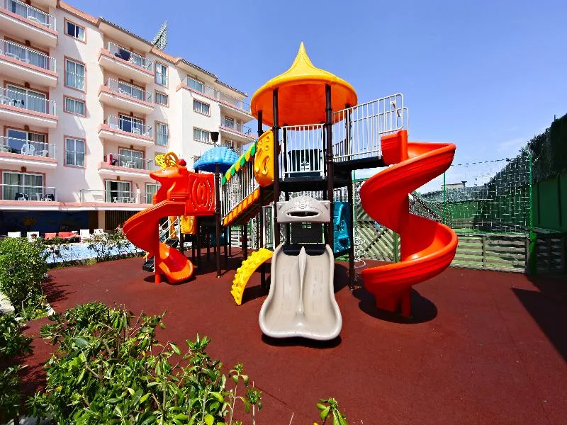 Sports and Entertainment, Viva Sunrise, Majorca