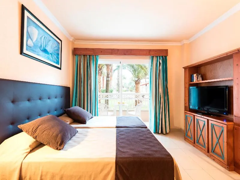 Room, Green Garden, Majorca