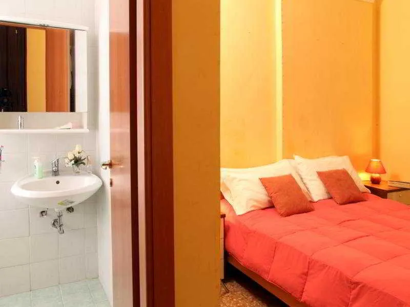 Room, Prince of Navona, Rome
