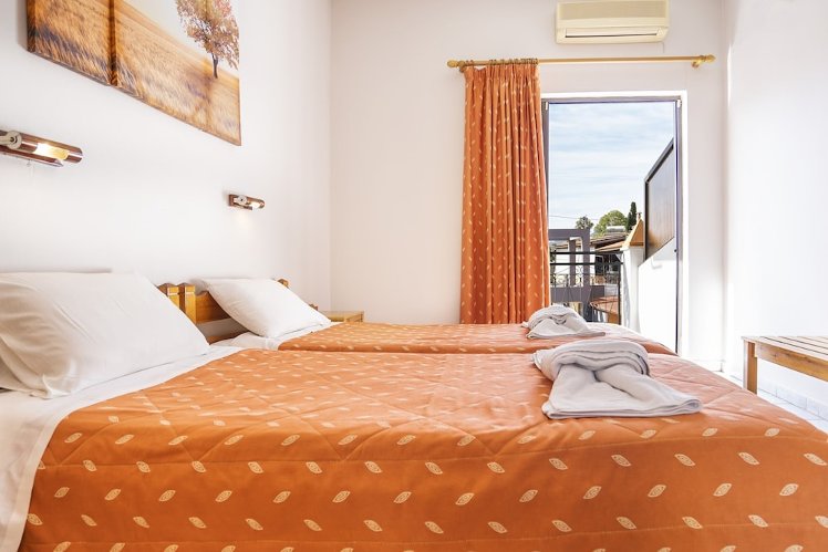 Dionisos Apartments, Corfu