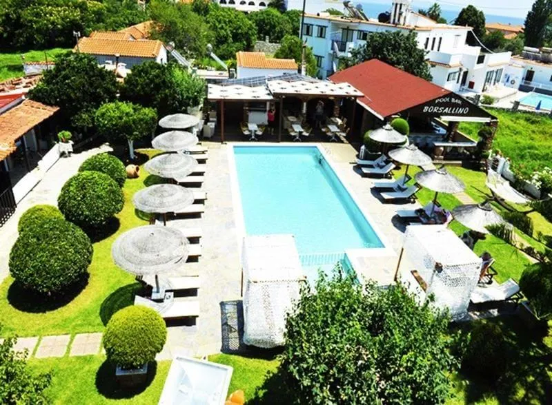 Pool, Yalis Studios, Skiathos