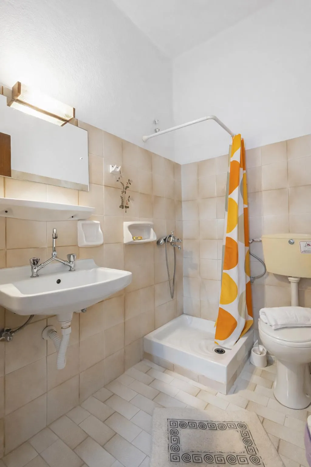 TRIPLE BASIC Room, Ionian Breeze Apartments, Corfu