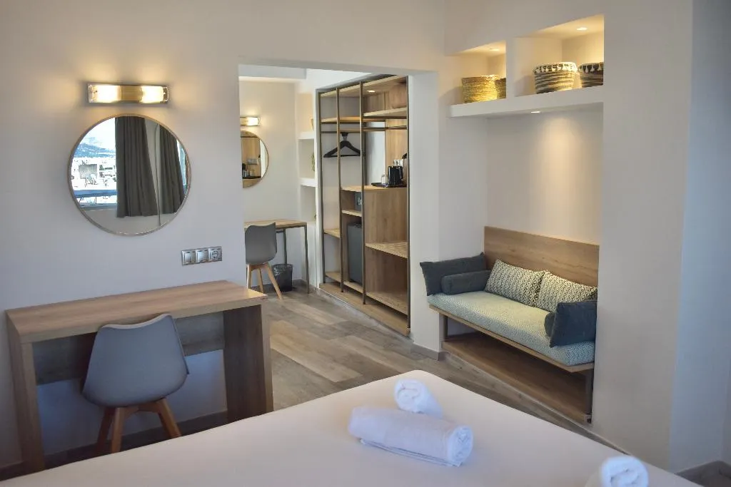 SUITE DELUXE Room, Xenophon Hotel, Athens