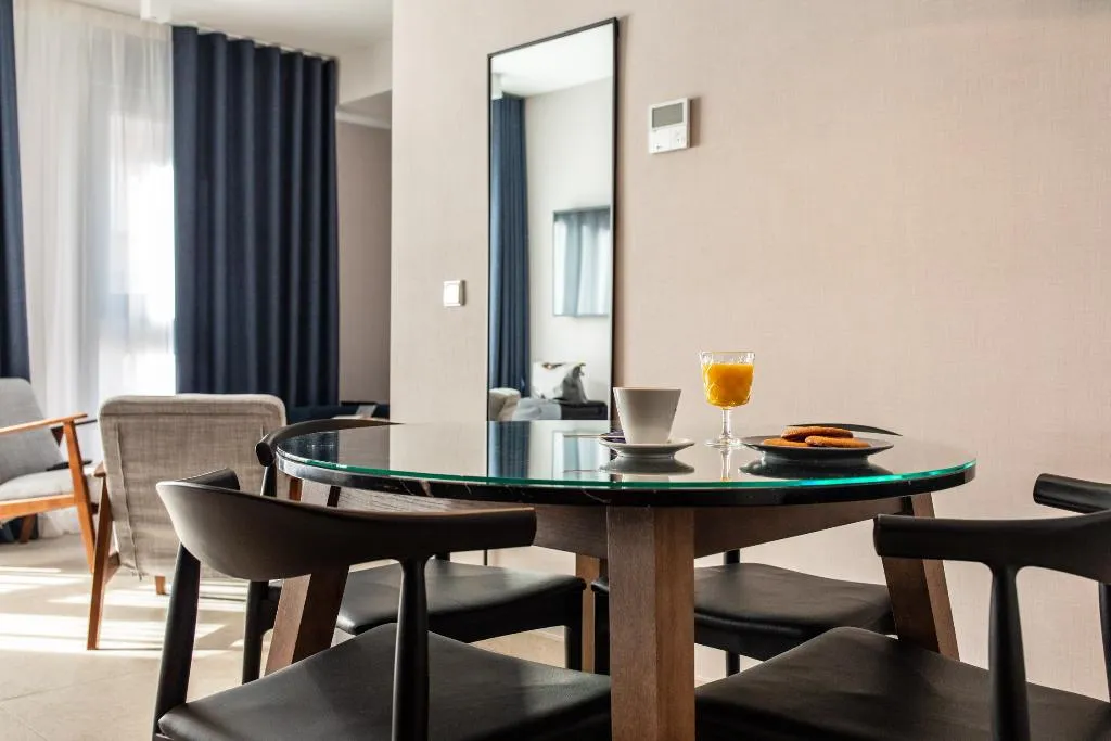 APARTMENT CAPACITY 5 ONE BEDROOM Room, Ramirez Flats Valencia, Valencia