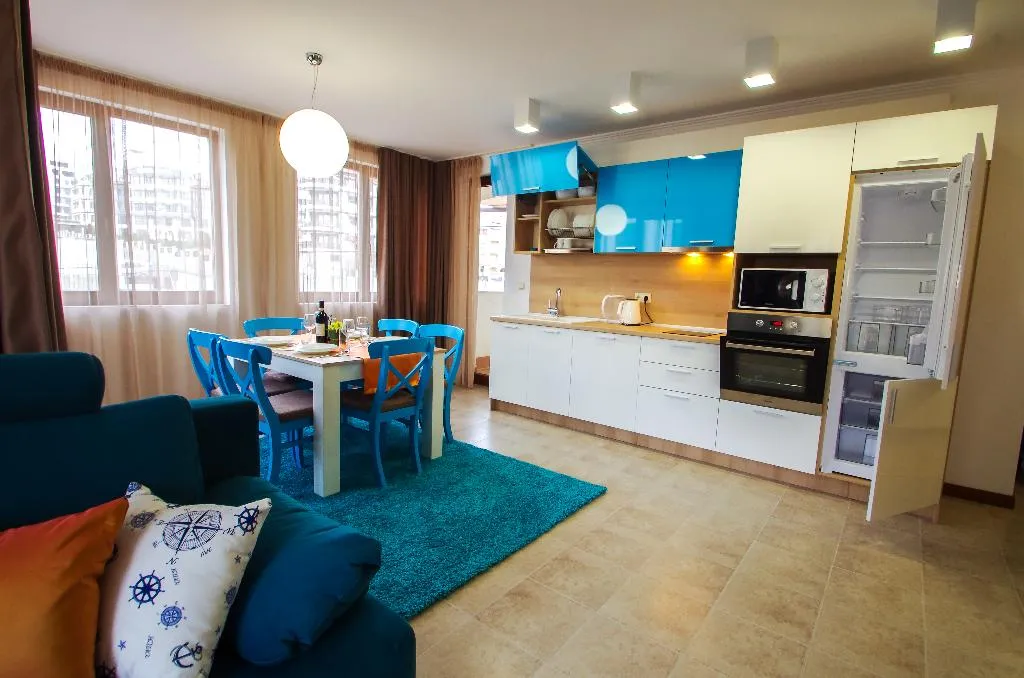 APARTMENT TWO BEDROOMS Room, Casa Real, Bourgas