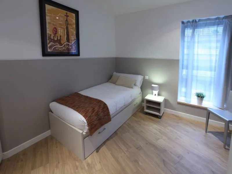 APARTMENT CAPACITY 4 TWO BEDROOMS Room, MH Apartments Urban, Barcelona