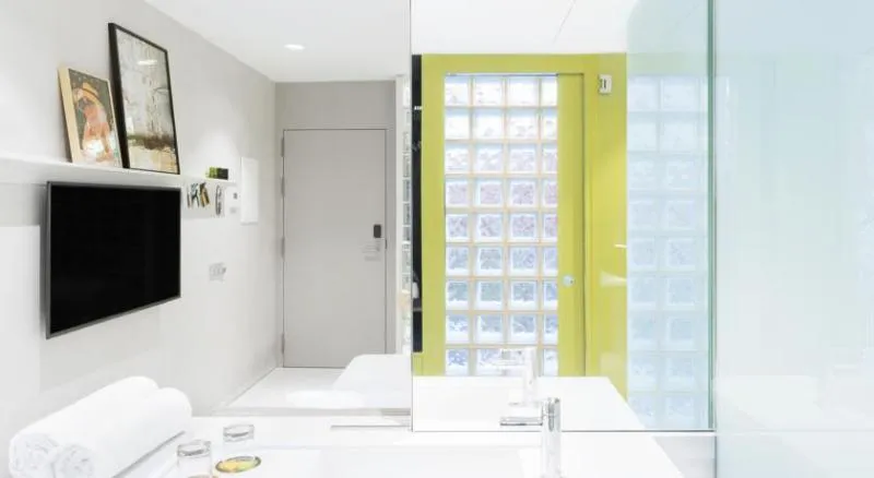 DOUBLE STANDARD Room, Rec Barcelona-Only Adults, Barcelona