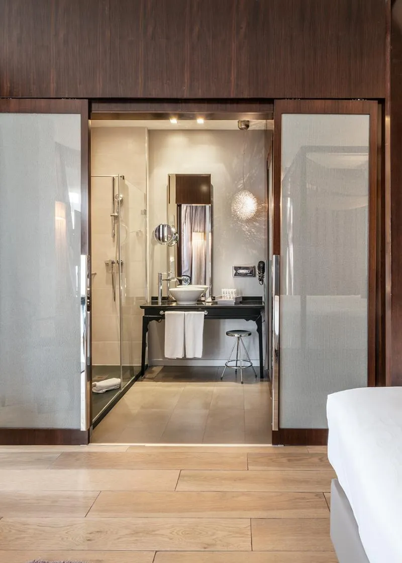 DOUBLE SINGLE USE SUPERIOR Room, Vincci Palace, Valencia