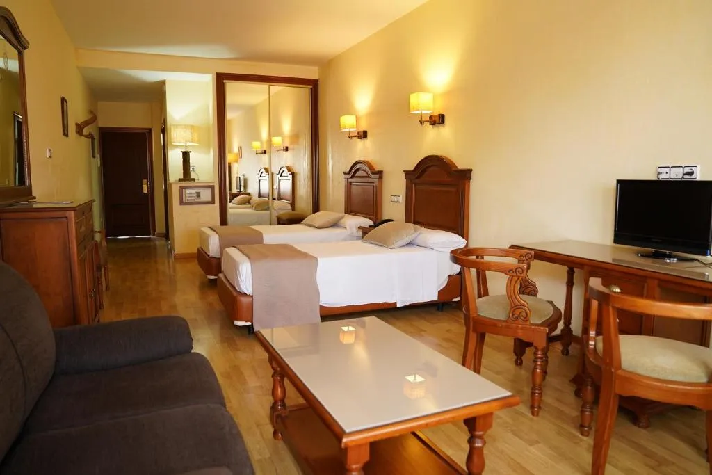JUNIOR SUITE STANDARD Room, Hotel Balneario San Nicolas, Costa Almeria