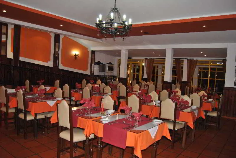 Restaurant, Pinhal do Sol, Algarve