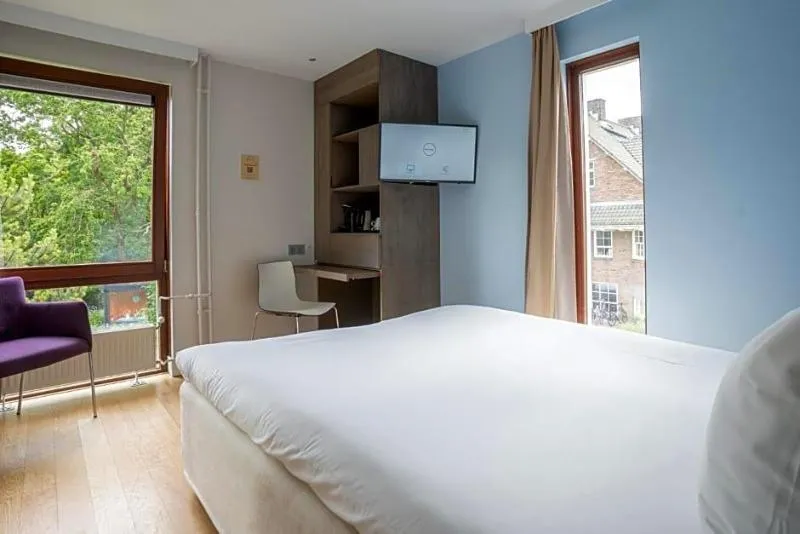 Double or Twin WITH BALCONY Room, blooming Hotel, Amsterdam