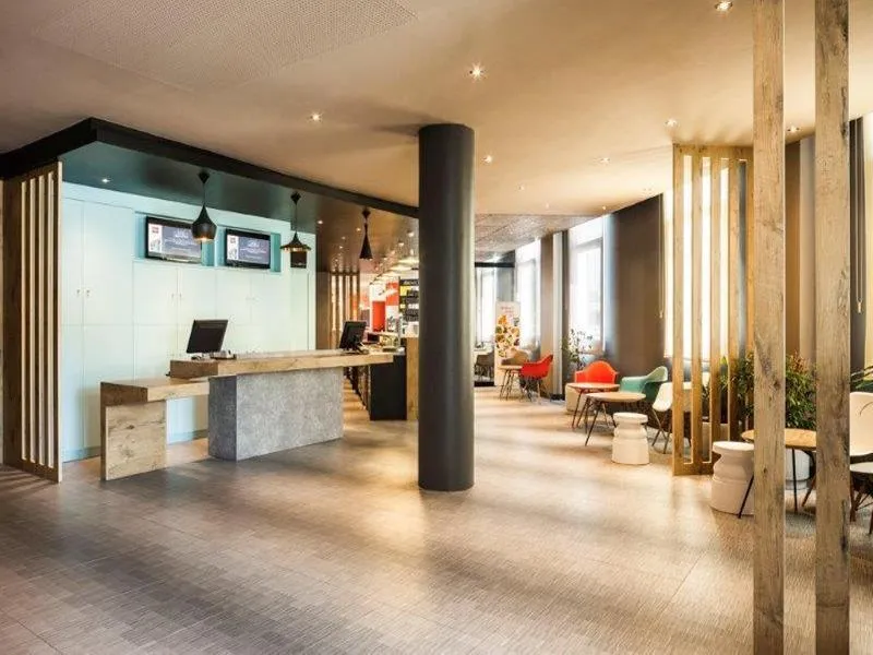Lobby, Ibis Sevilla, Seville