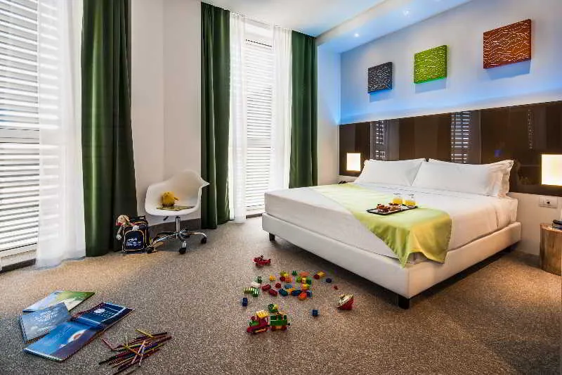 TRIPLE STANDARD Room, Hotel Degli Arcimboldi, Milan