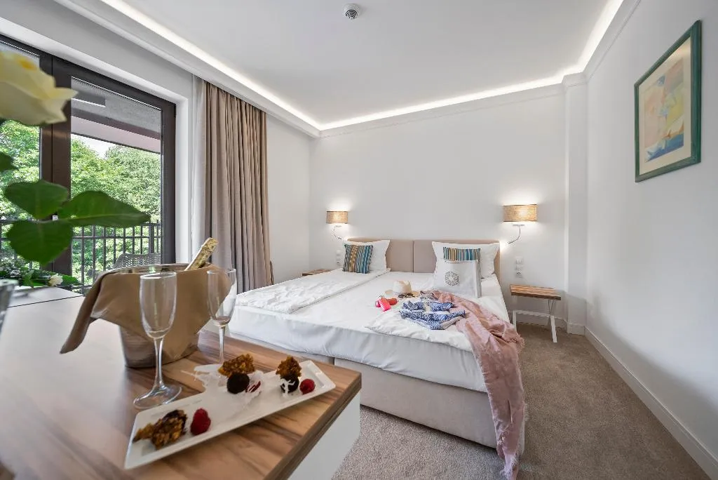 SINGLE PARK VIEW WITH BALCONY Room, HVD Nympha Adults Only, Varna