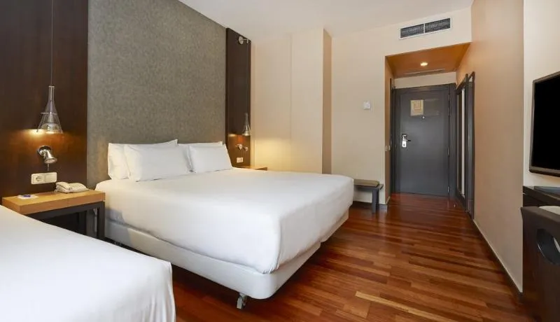 DOUBLE STANDARD Room, NH Barcelona Eixample, Barcelona