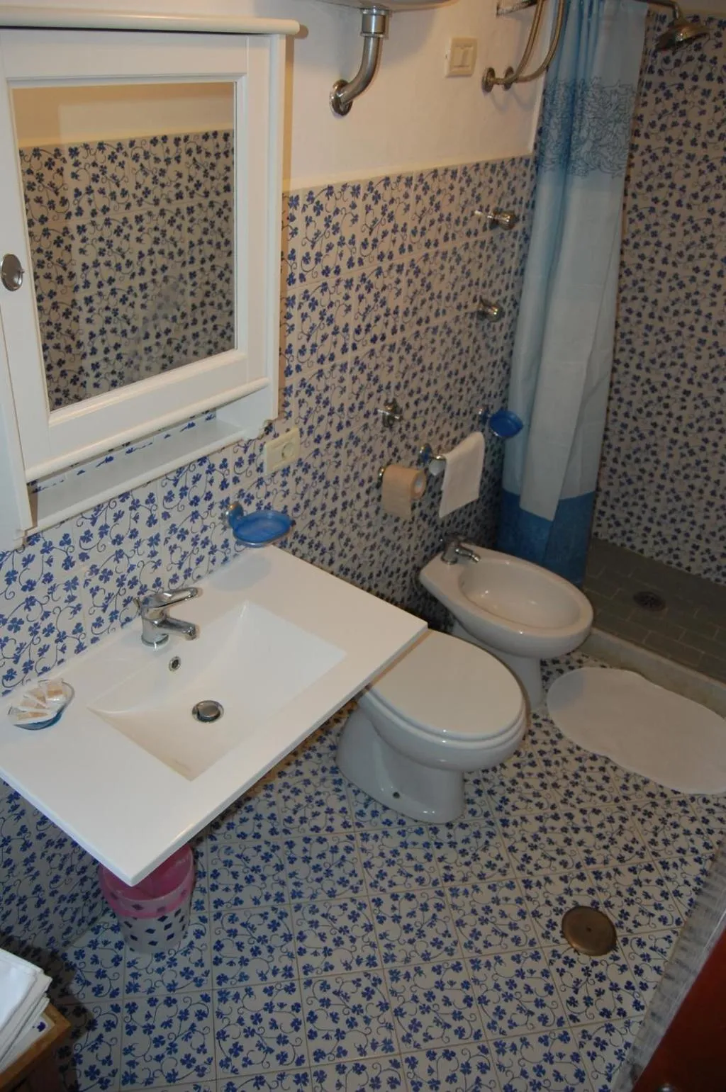 APARTMENT STANDARD Room, Marina del Cantone Chalet, Naples