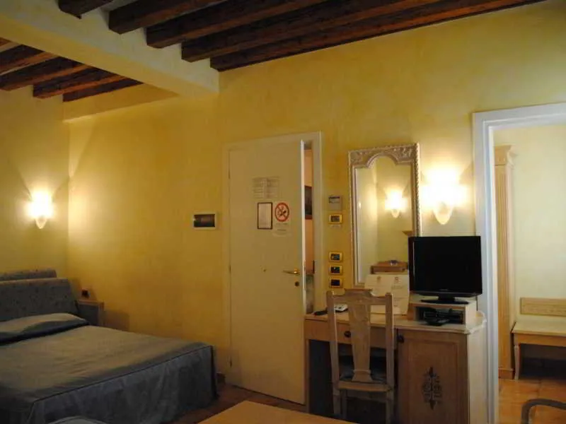 General view, Antica Casa Coppo, Venice