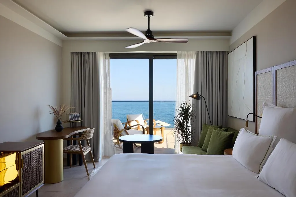 JUNIOR SUITE SEA VIEW Room, Aulus Chania Resort, Curio Collection by Hilton, Thessaloniki