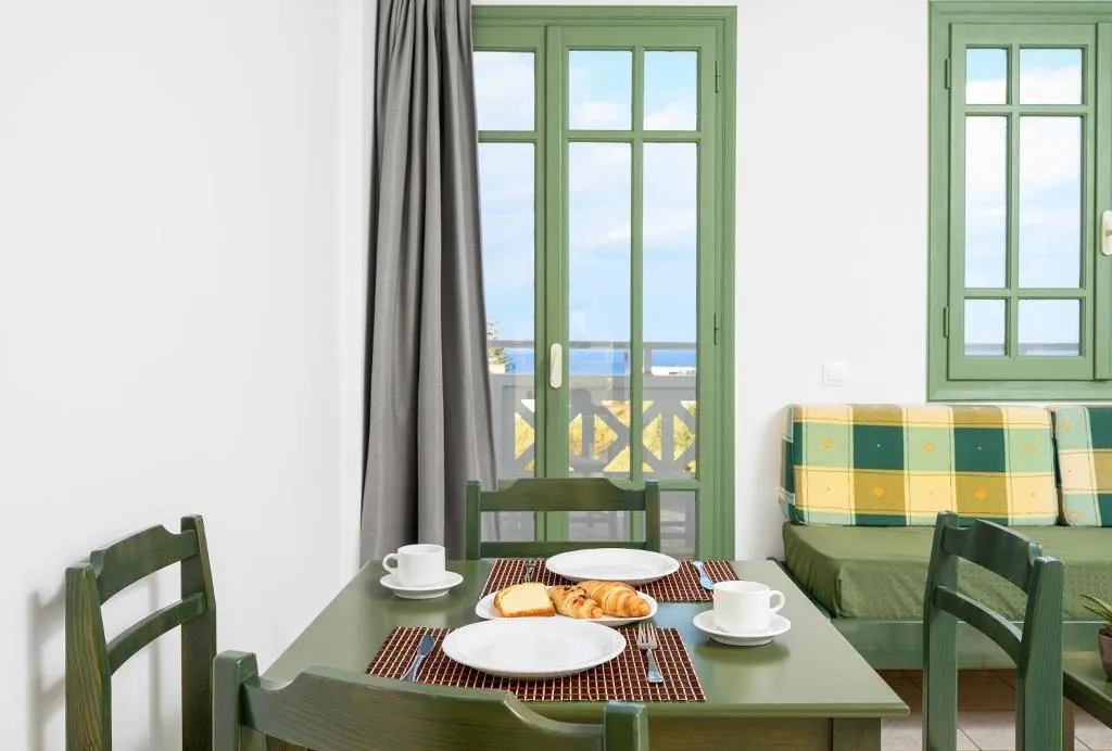 APARTMENT SUPERIOR SEA VIEW Room, Nikolas Villas, Crete