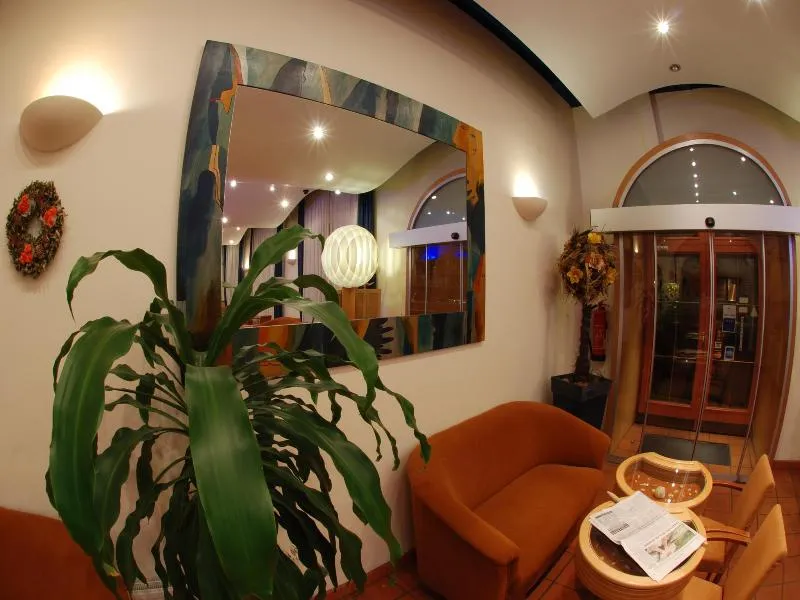 Lobby, EA Hotel Tosca, Prague
