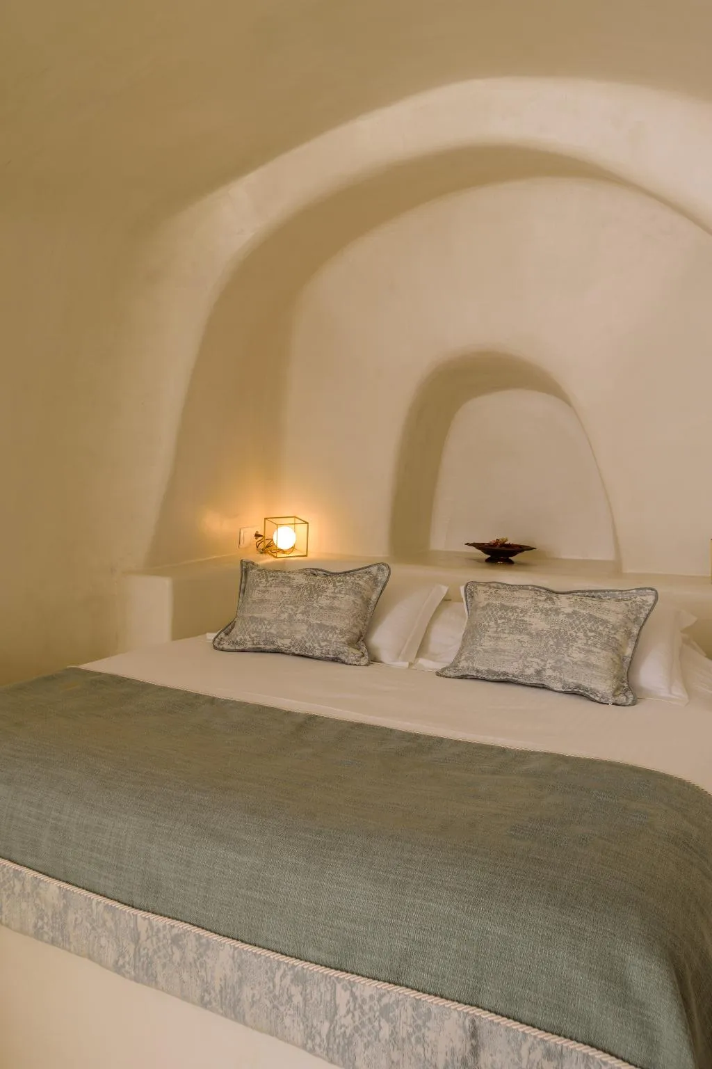 JUNIOR SUITE STANDARD Room, Fanari Villas, Santorini