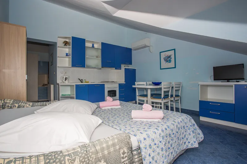 APARTMENT CAPACITY 5 Room, Villa Jerkan, Split