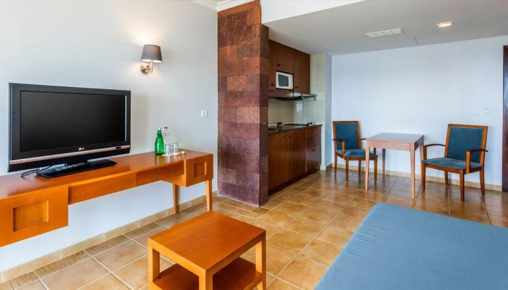 FAMILY ROOM STANDARD Room, Paul do Mar, Madeira