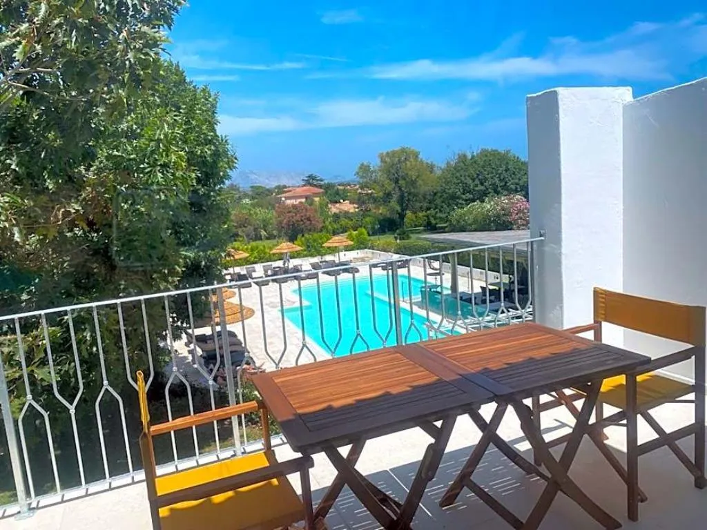 DOUBLE SUPERIOR WITH TERRACE Room, Hotel Le Mimose, Olbia