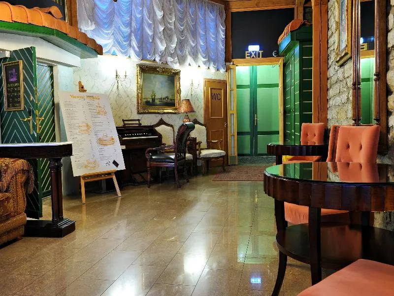 Lobby, St. Olav, Tallinn