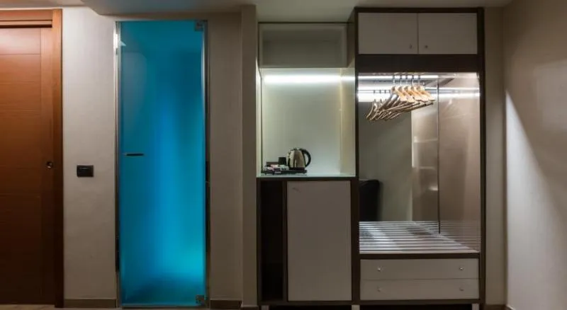 Double or Twin SUPERIOR Room, Magris Hotel, Naples