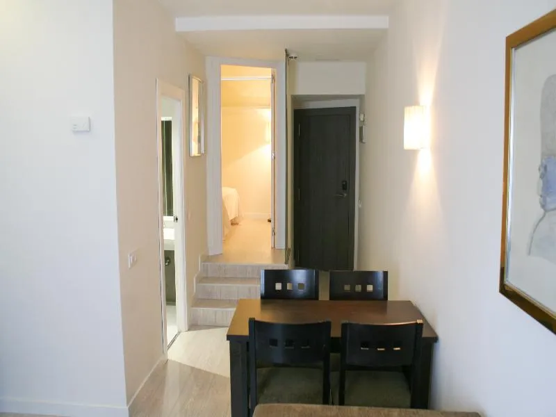 APARTMENT CAPACITY 4 Room, Apartamentos Recoletos, Madrid