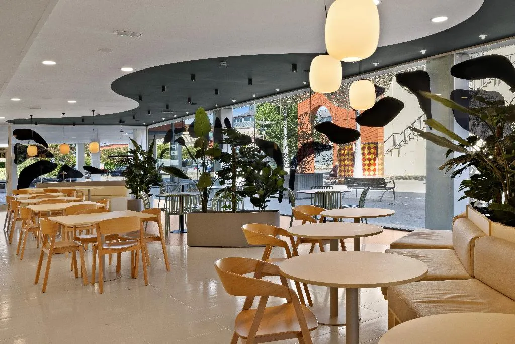 Bar, B&B HOTEL Girona 3, Costa Brava