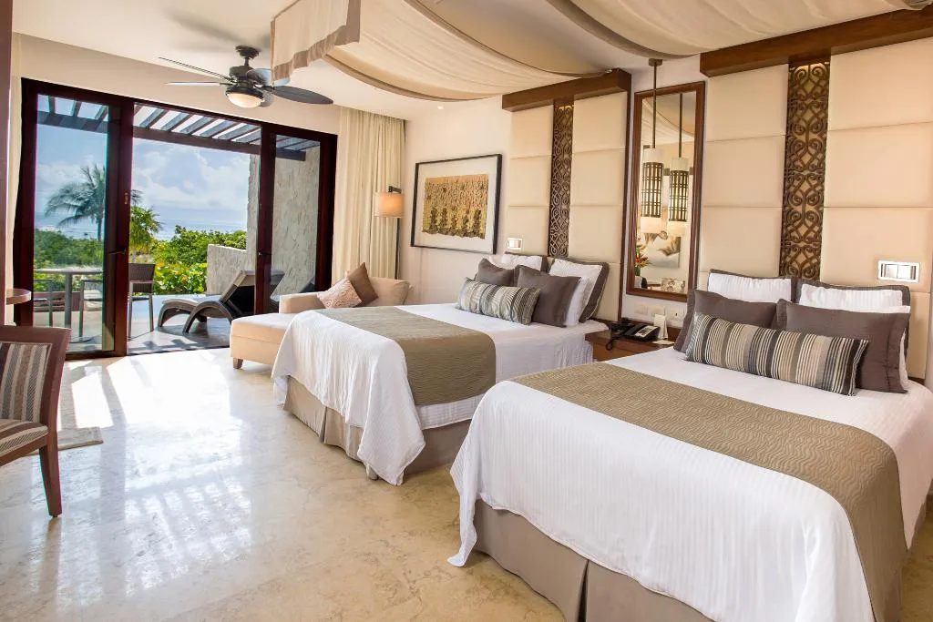 JUNIOR SUITE TWO DOUBLE BEDS Room, Secrets Playa Mujeres Golf & Spa Resort, Cancun Area