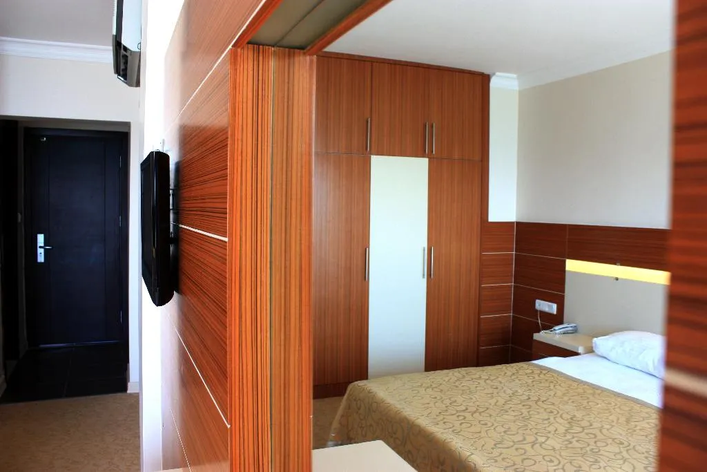 SINGLE LAND VIEW Room, Miramar Beach Hotel Fethiye, Dalaman