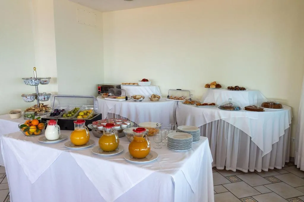 Restaurant, Villa Ireos, Naples