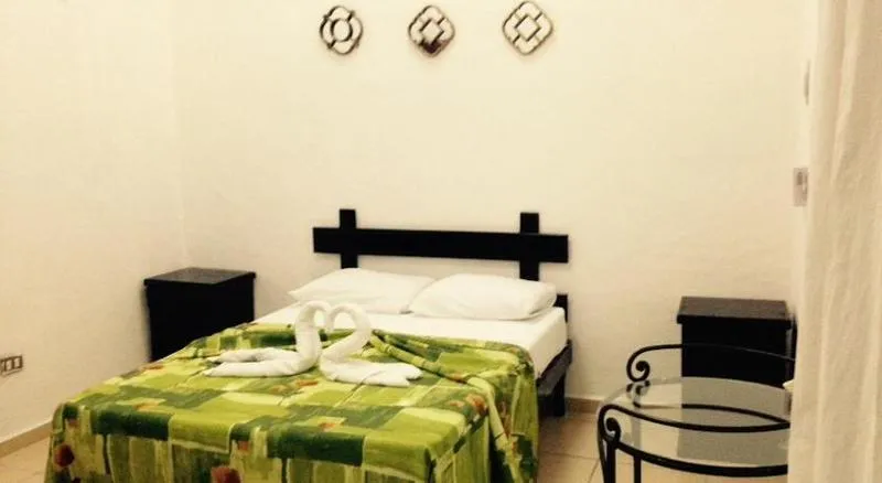 Room, Hostal Charlys, Cancun Area