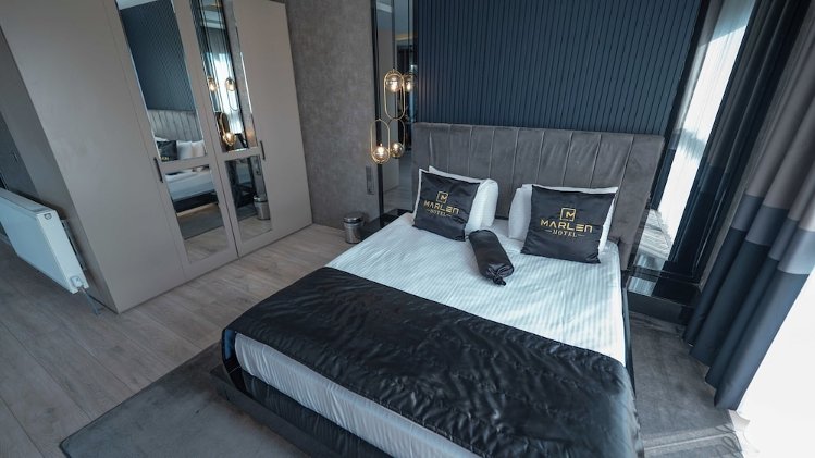 Marlen Hotel Bayraklı, Izmir