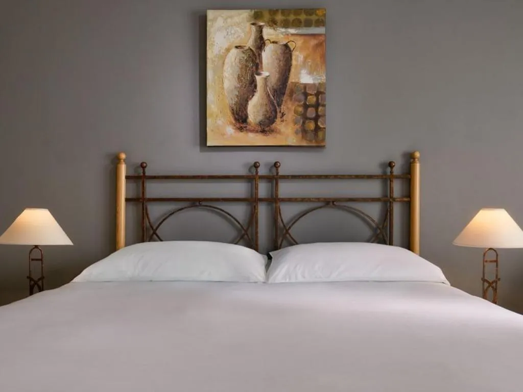 Room, Verdi St Georges Bay Marina, Malta