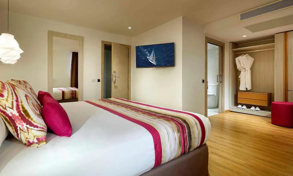 Double or Twin RUN OF HOUSE Room, Grand Palladium White Island Resort & Spa, Ibiza