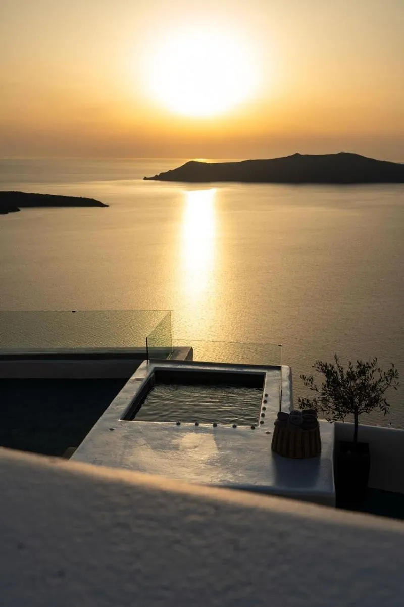 Terrace, Sun Rocks Boutique Hotel | Caldera View Suites, Santorini