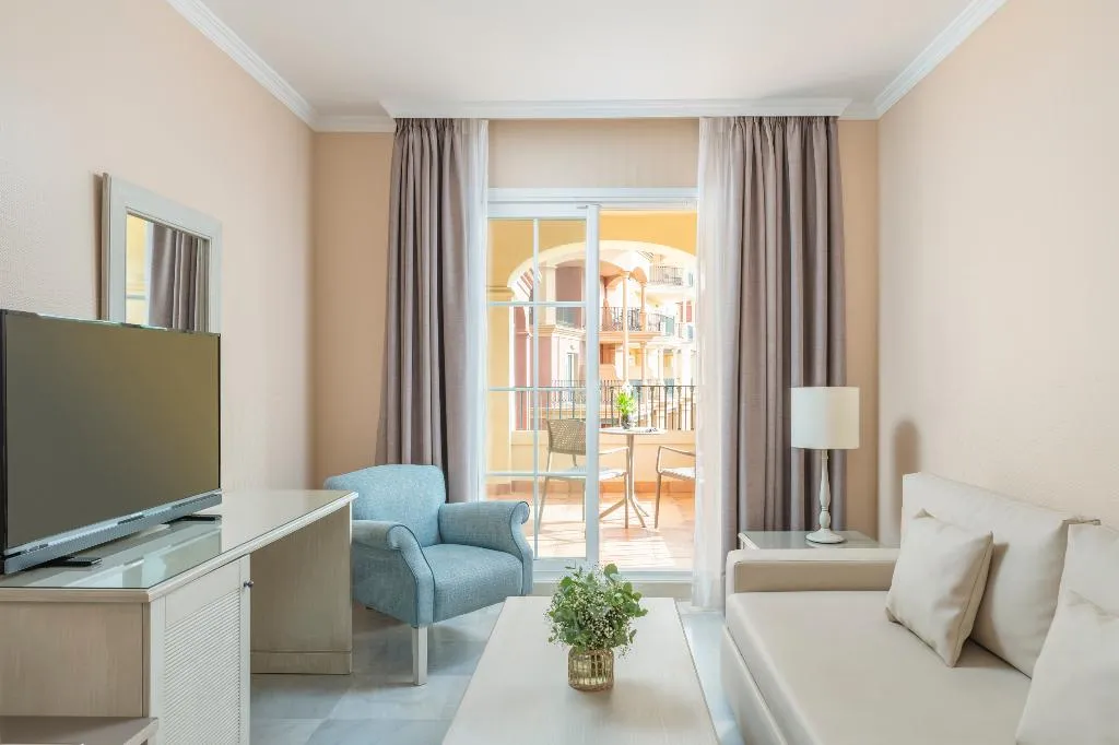 APARTMENT STANDARD Room, Iberostar Waves Málaga Playa, Costa Del Sol