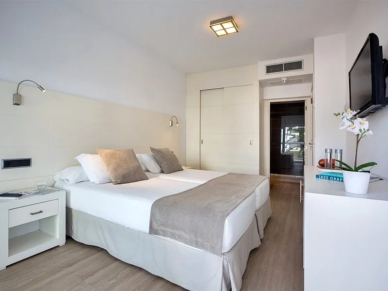 General view, Las Gaviotas Suites Hotel & Spa, Majorca