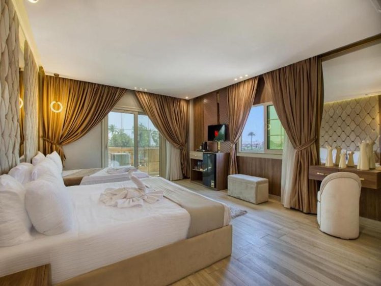 TRIPLE DELUXE Room, Pyramids Sunrise Inn, Cairo