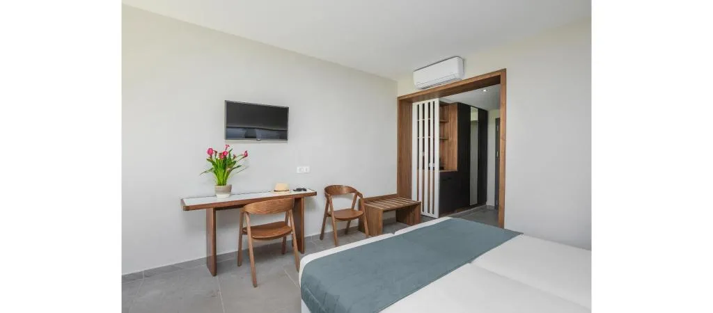 TRIPLE SUPERIOR Room, Iris Hotel, Halkidiki