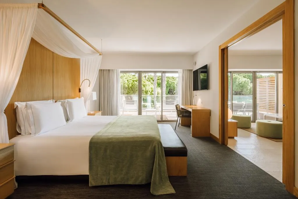 SUITE POOL VIEW Room, Epic SANA Algarve, Algarve