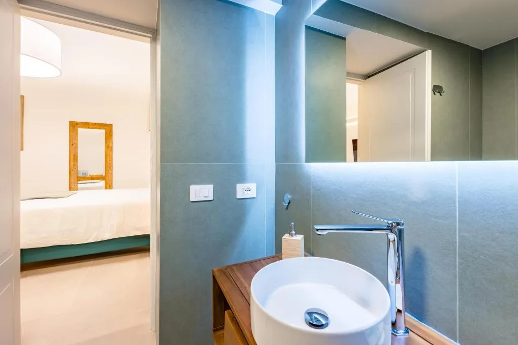 TRIPLE STANDARD Room, Borgo Vergini Garden, Naples